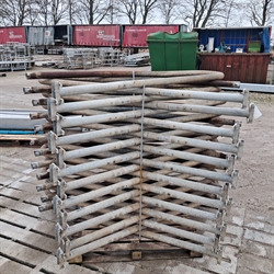 24 stk. brugte 2" sengebøjler længde: 1,90 m. Cc: 0,80 m. S506